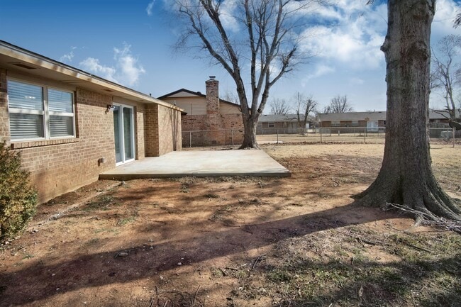 Building Photo - 620 Winding Ln