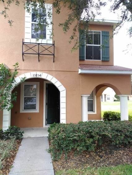 Building Photo - $1000 Off First Full Months Rent - Spacious townhome in Riverview!