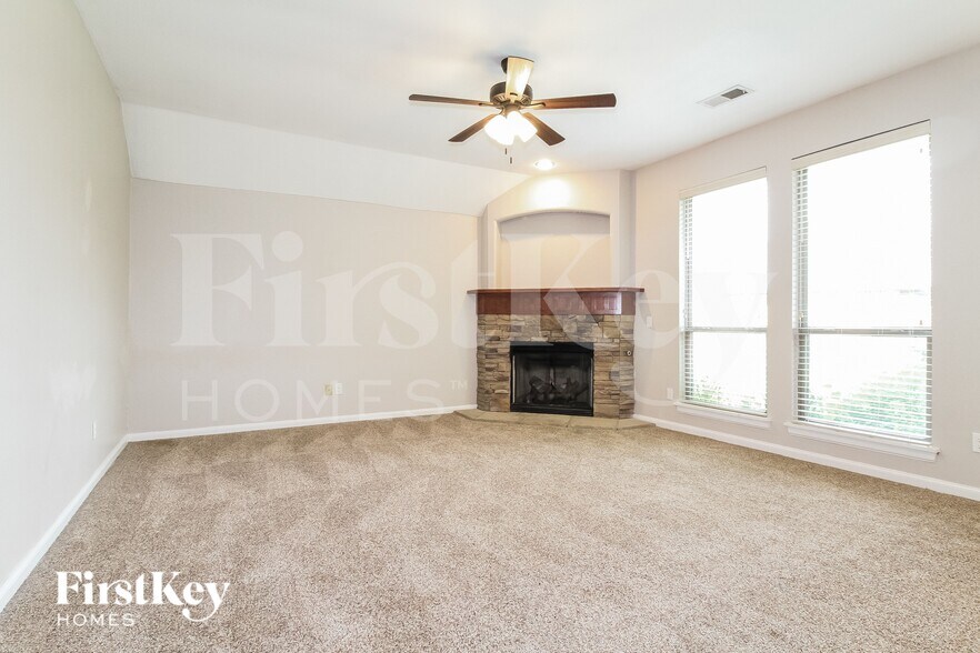 Building Photo - 304 SW 171st St