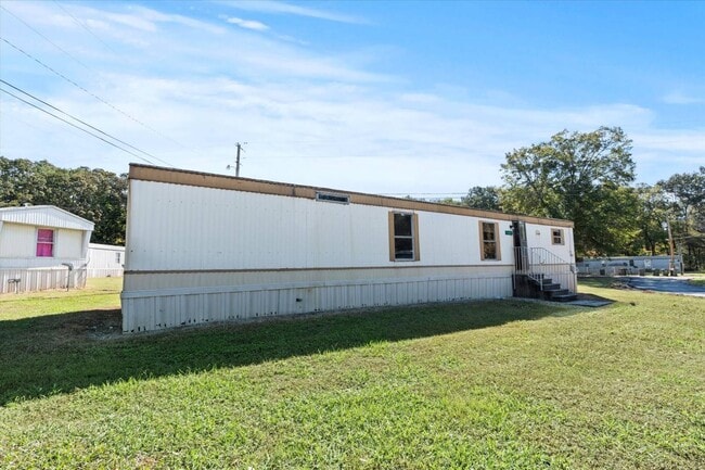 Building Photo - 107 Cameron Cir