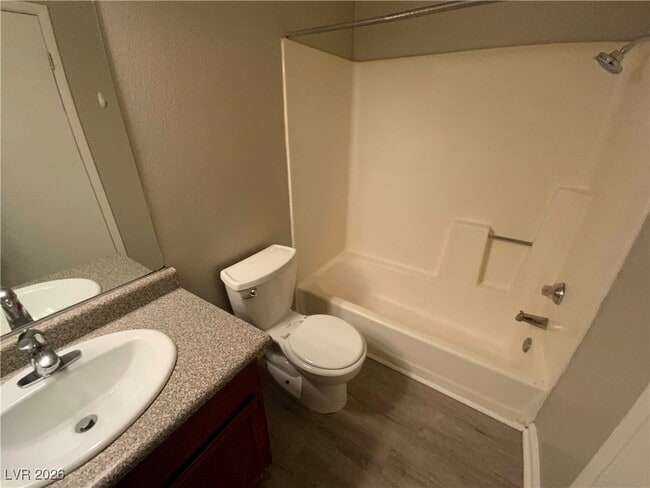 Building Photo - 1361 E University Ave.