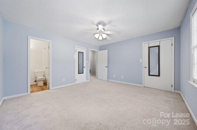 Building Photo - 824 6th St NW