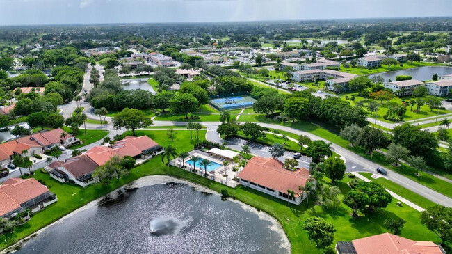 Building Photo - 8410 Brussels Way