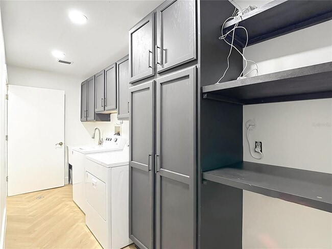 Building Photo - 13211 Pleasant Hill Farm Rd