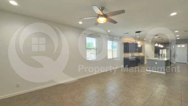 Building Photo - 41601 W Elm Dr