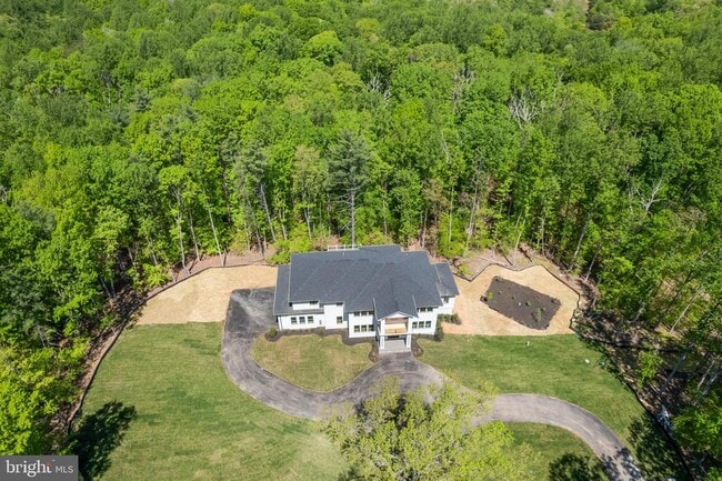 Building Photo - 11550 Henderson Rd