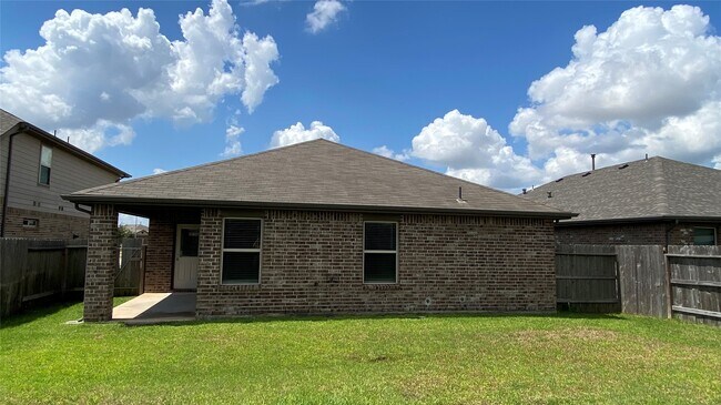 Building Photo - 29506 Breakwater Dr
