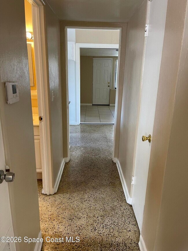 Building Photo - 1448 Virginia Dr