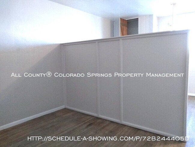 Building Photo - 2241 E Platte Pl