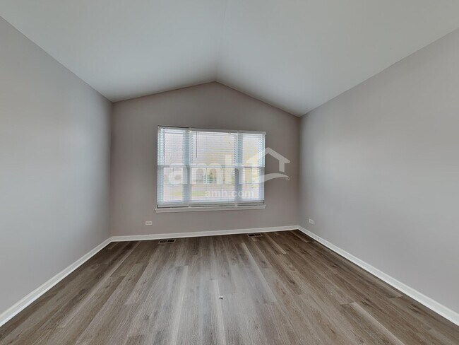 Building Photo - 1613 Gleneagle Ct