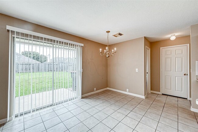 Building Photo - 11918 Solon Springs Dr
