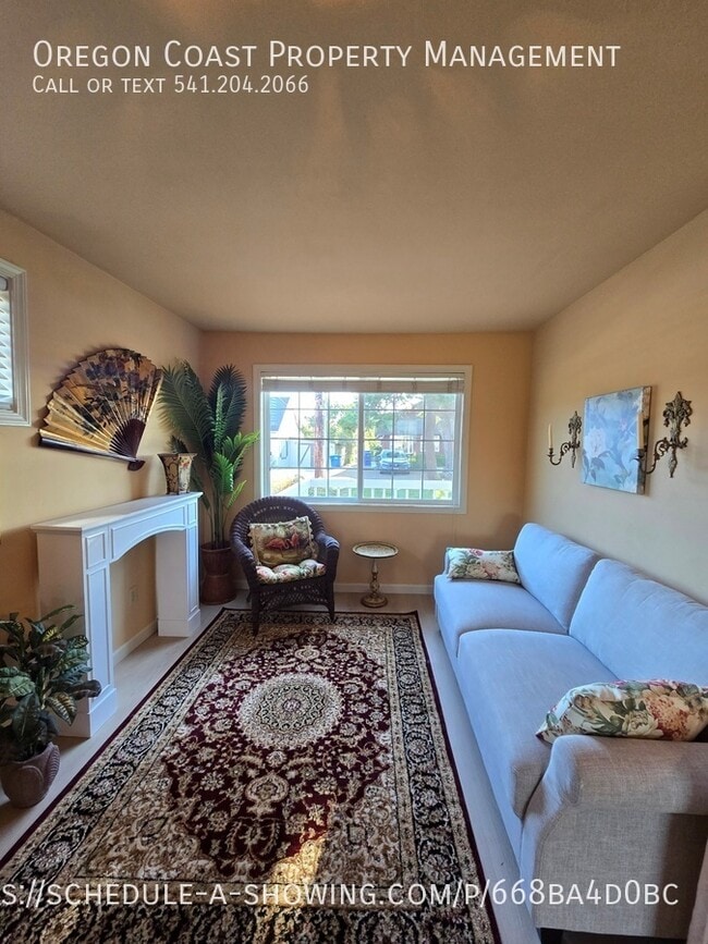 Building Photo - 1441 NW 20th St