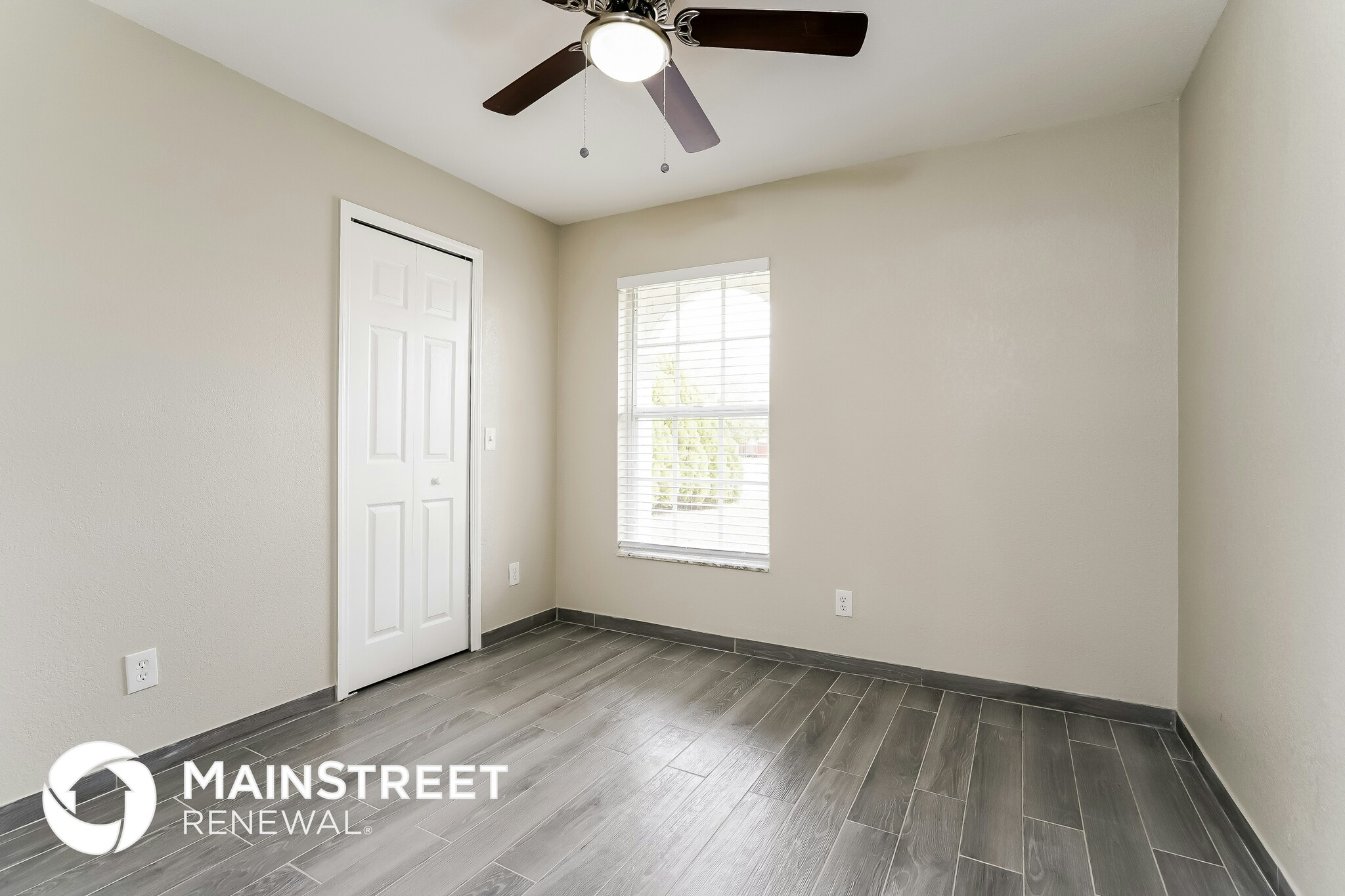 Building Photo - 126 SE 7th St