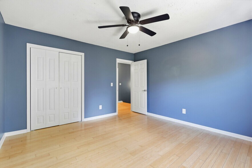 Building Photo - 388 Huntington Ridge Dr