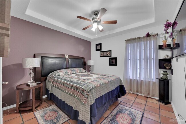 Building Photo - 4608 Ivy Ave W