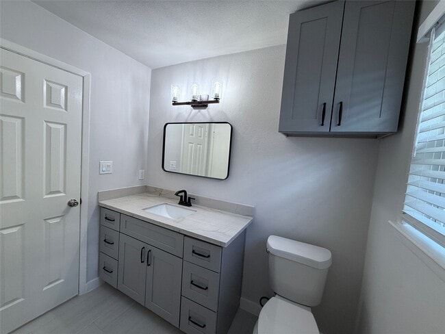 Building Photo - 6518 Briar Terrace Dr