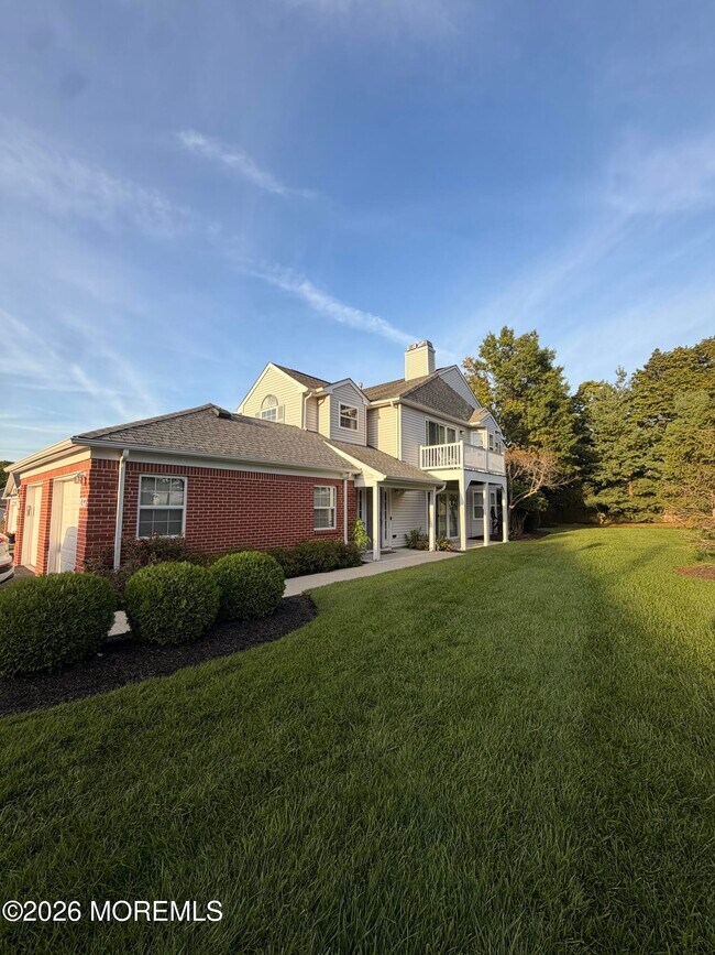 Building Photo - 137 Pierce Dr