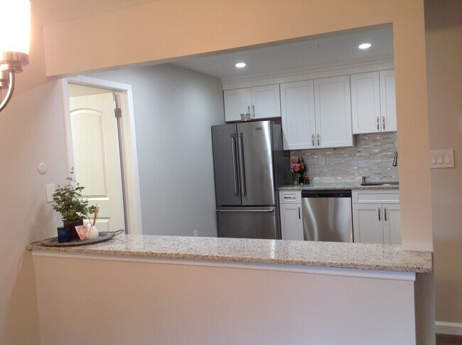 Large counter space - 103 Amberly Dr