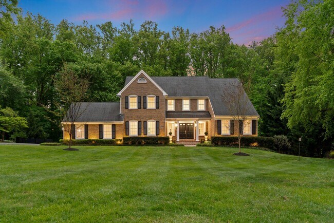 Building Photo - 6609 Heidi Ct