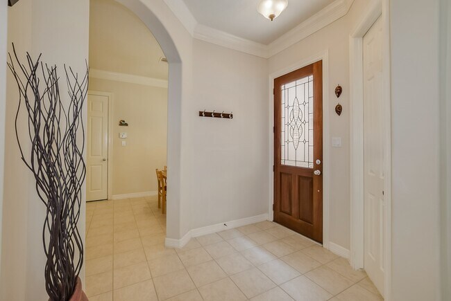 Building Photo - 1130 Sopris Dr