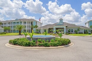 Building Photo - Century Lakehouse