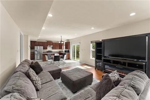 Building Photo - 114 Kestler Dr