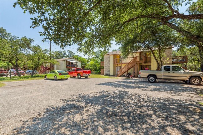 Primary Photo - 302 Algerita Dr