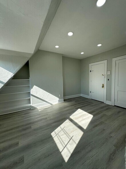 Interior Photo - Grove Street Apartments