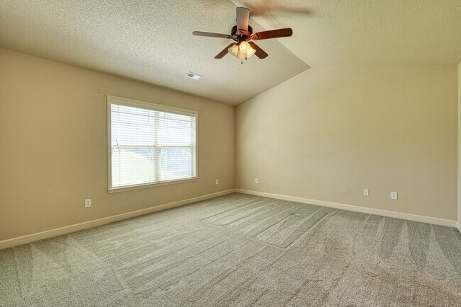 Building Photo - 707 Bankston Dr