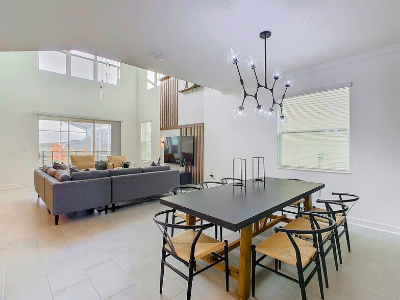 Building Photo - 8912 Takeaway Wy