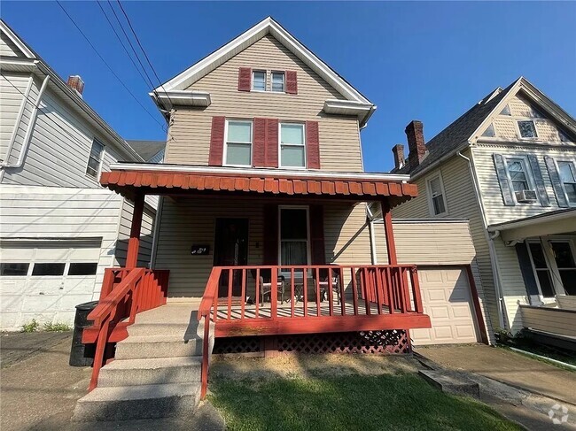 Building Photo - 427 Franklin St