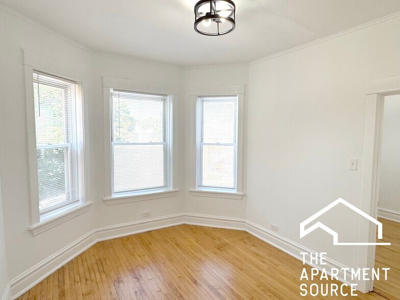 Building Photo - 1741 N Central Park Ave