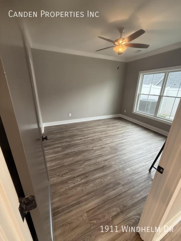 Building Photo - 1911 Windhelm Dr