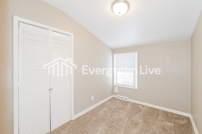 Building Photo - 11303 Herrick Ave