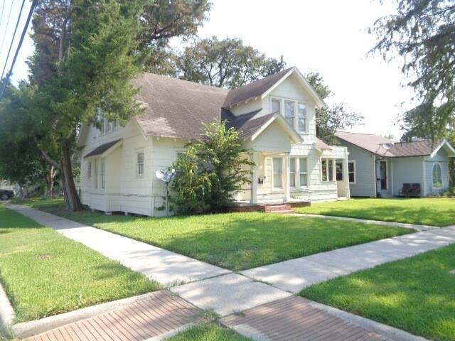 Building Photo - 3230 Ohio St