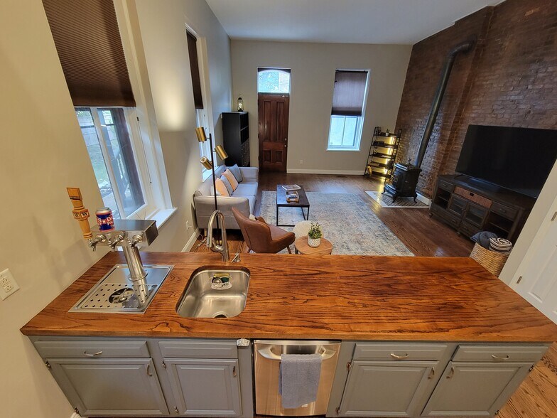 Building Photo - 1808 Lafayette Ave