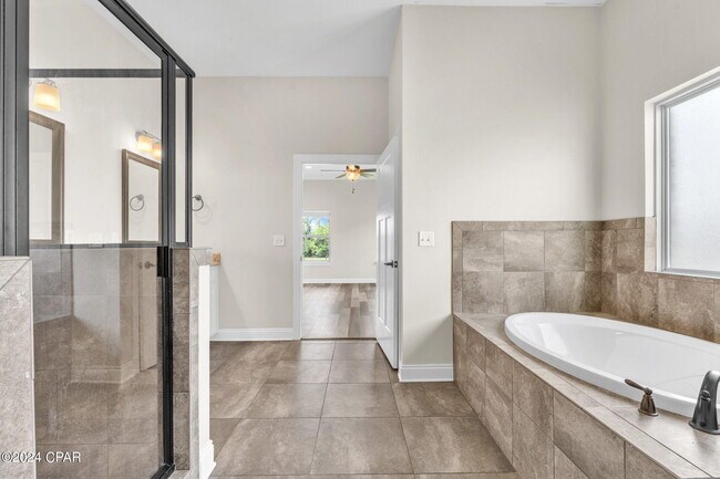 Building Photo - 104 Lakeview Terrace
