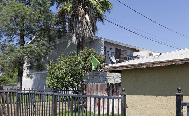 Building Photo - Cypress Apartments