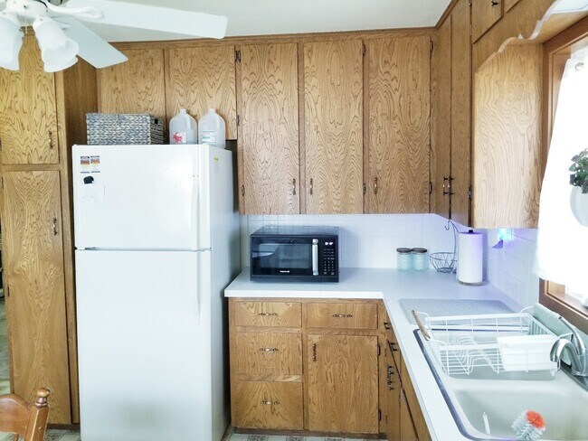 Kitchen - 1304 12th Ave