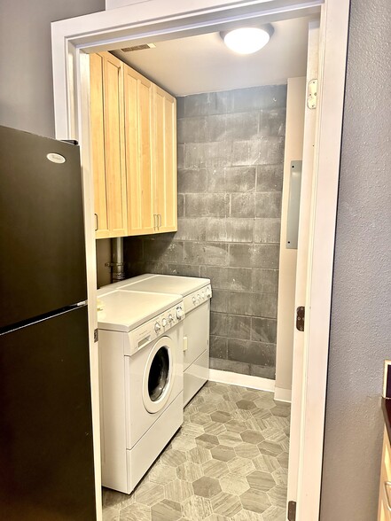 Landry room - 327 NW Park Ave