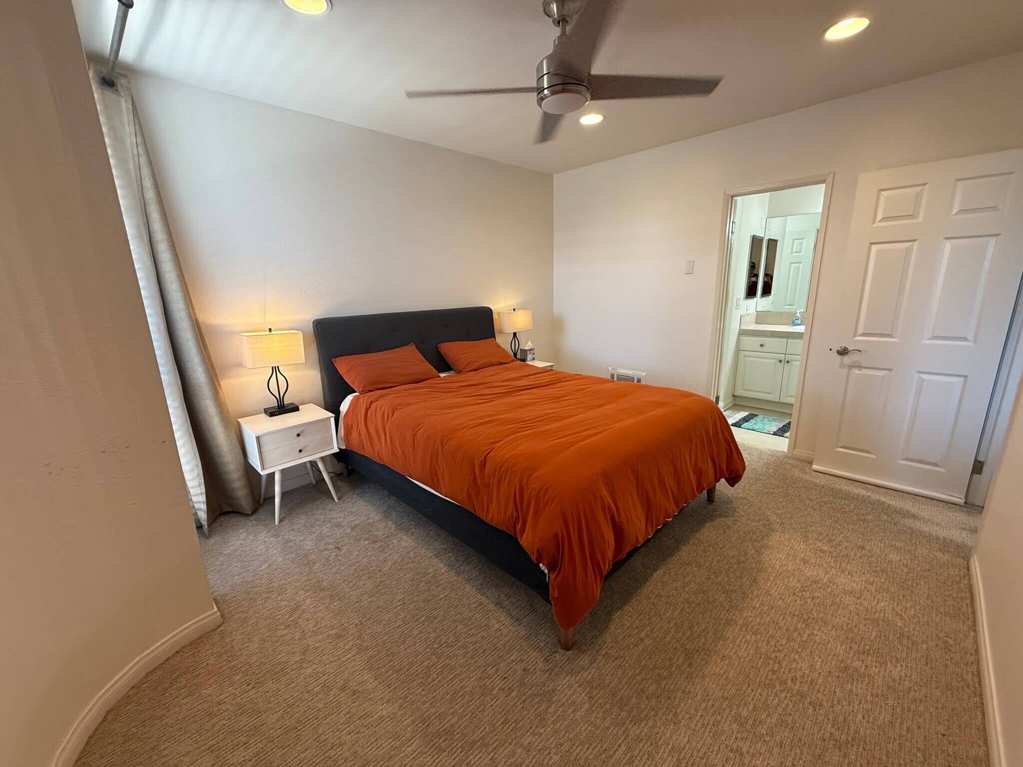 Queen size very comfortable bed. - 11645 Montana Ave