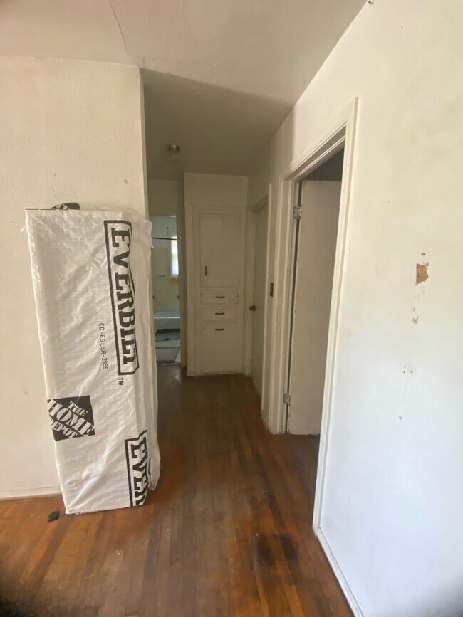 Building Photo - Se 4bed 2bath home
