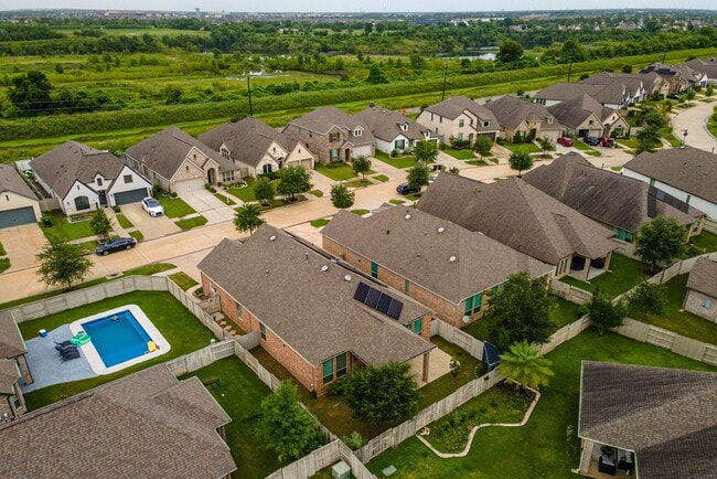 Building Photo - 2116 Blackhawk Ridge Ln