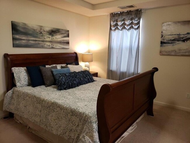 Building Photo - Exceptional 3 Bed 2.5 Bath Townhome in Mor...