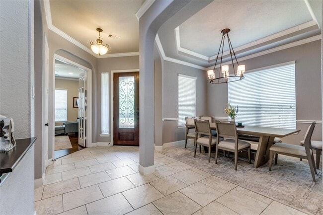 Building Photo - 15 Canoe Bend Dr