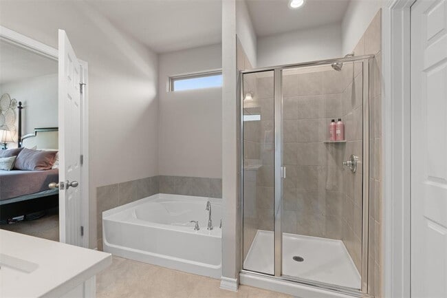 Building Photo - 5908 Lehman Way