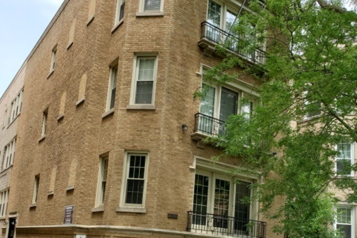 Primary Photo - 2150 W Arthur Ave