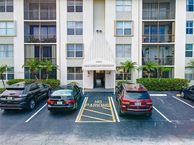 Building Photo - 4501 NE 21st Ave