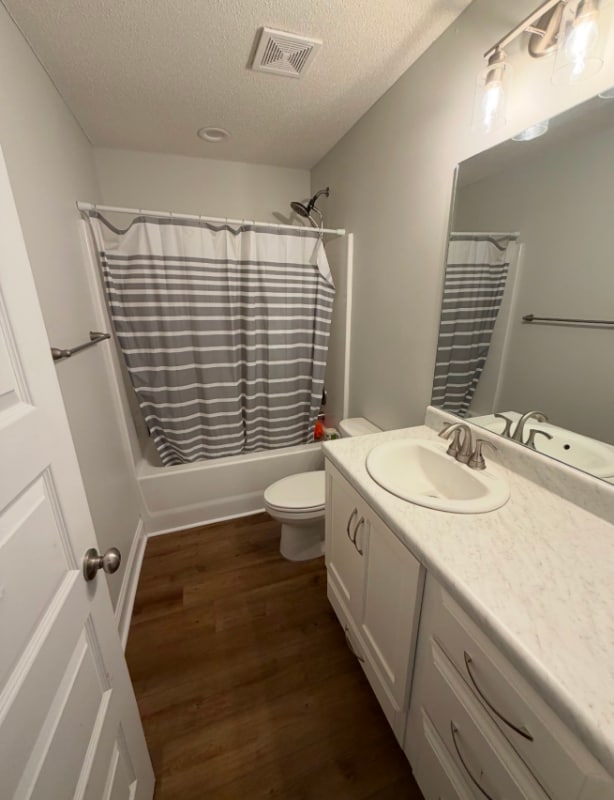 Building Photo - 181 Sycamore St