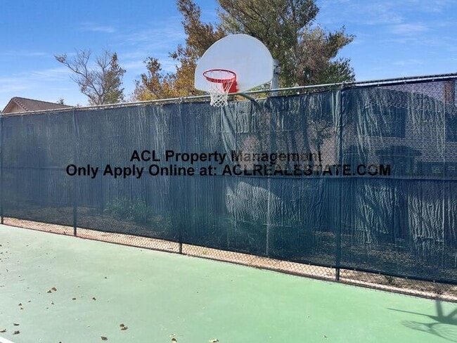 Building Photo - Spacious, Single Story Northgate Home For Rent
